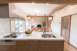 『肌寒くなる秋の夜長、快適な住環境を整えてみませんか』のイメージ